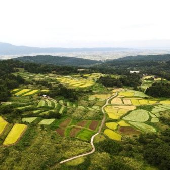 筒方地区の棚田群