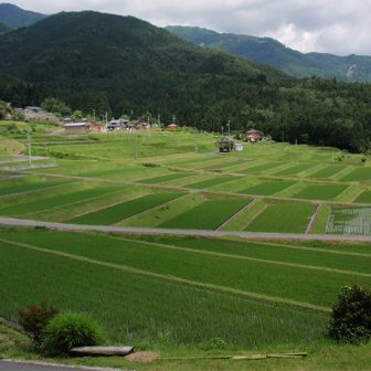 牧戸棚田